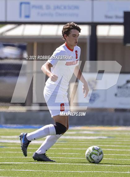 Thumbnail 2 in Longview vs. Wakeland (UIL 5A Region II Finals) photogallery.