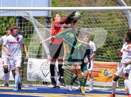 Thumbnail 1 in Longview vs. Wakeland (UIL 5A Region II Finals) photogallery.