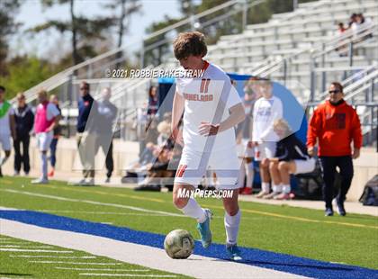 Thumbnail 2 in Longview vs. Wakeland (UIL 5A Region II Finals) photogallery.