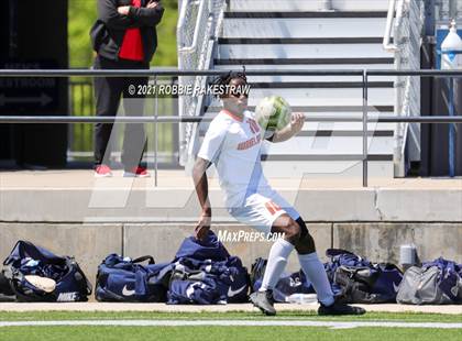 Thumbnail 1 in Longview vs. Wakeland (UIL 5A Region II Finals) photogallery.