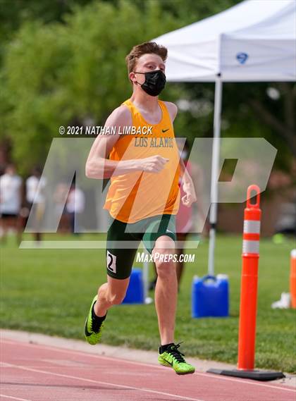 Thumbnail 1 in Albuquerque Academy Track Meet photogallery.