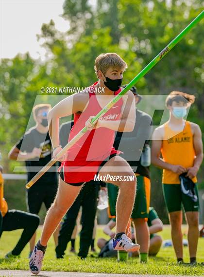 Thumbnail 1 in Albuquerque Academy Track Meet photogallery.