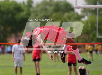 Thumbnail 3 in Albuquerque Academy Track Meet photogallery.