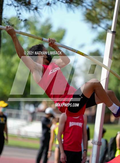 Thumbnail 3 in Albuquerque Academy Track Meet photogallery.