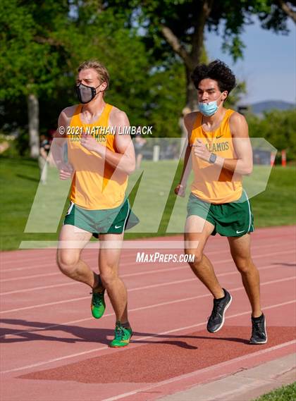 Thumbnail 3 in Albuquerque Academy Track Meet photogallery.