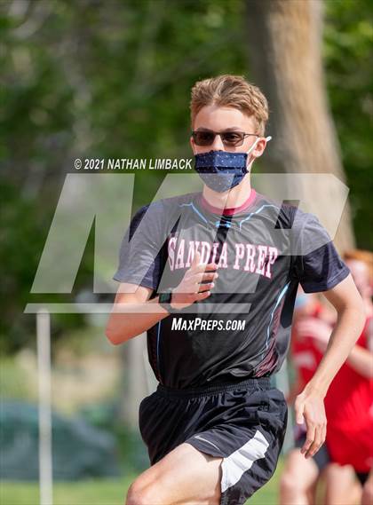 Thumbnail 2 in Albuquerque Academy Track Meet photogallery.