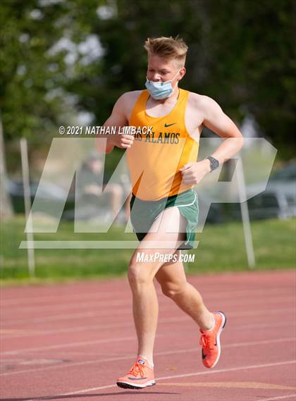 Thumbnail 1 in Albuquerque Academy Track Meet photogallery.
