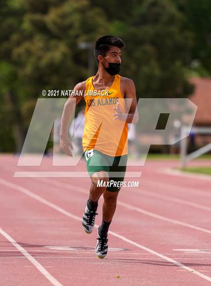 Thumbnail 1 in Albuquerque Academy Track Meet photogallery.