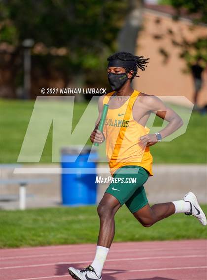Thumbnail 3 in Albuquerque Academy Track Meet photogallery.