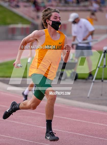 Thumbnail 1 in Albuquerque Academy Track Meet photogallery.