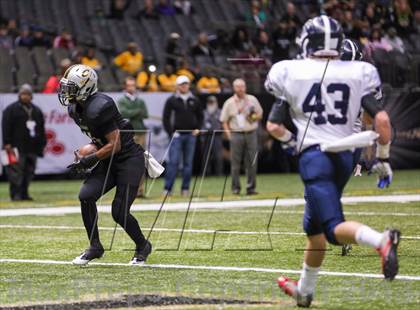Thumbnail 2 in Archbishop Hannan vs. Calvary Baptist Academy (LHSAA D3 Final) photogallery.