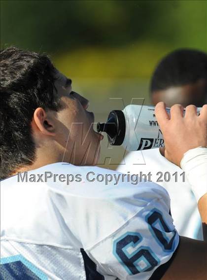 Thumbnail 2 in Pinkerton @ Nashua North photogallery.
