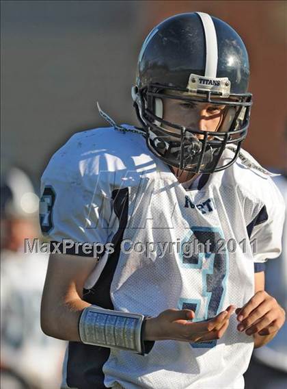 Thumbnail 2 in Pinkerton @ Nashua North photogallery.