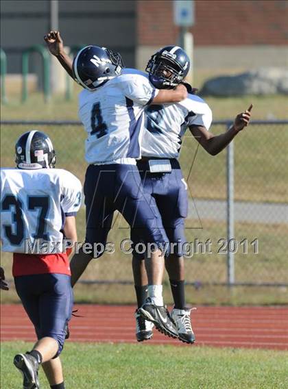 Thumbnail 3 in Pinkerton @ Nashua North photogallery.