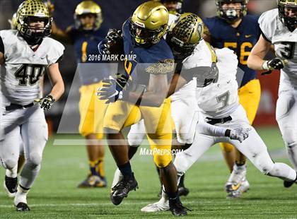 Thumbnail 1 in St. Thomas Aquinas vs. Plant (FHSAA 7A Final) photogallery.