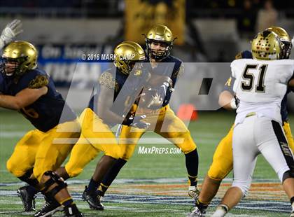 Thumbnail 2 in St. Thomas Aquinas vs. Plant (FHSAA 7A Final) photogallery.