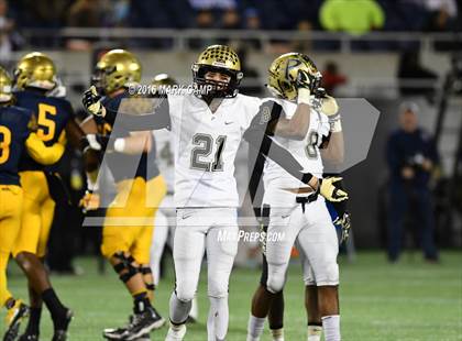 Thumbnail 2 in St. Thomas Aquinas vs. Plant (FHSAA 7A Final) photogallery.