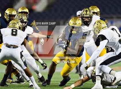Thumbnail 3 in St. Thomas Aquinas vs. Plant (FHSAA 7A Final) photogallery.