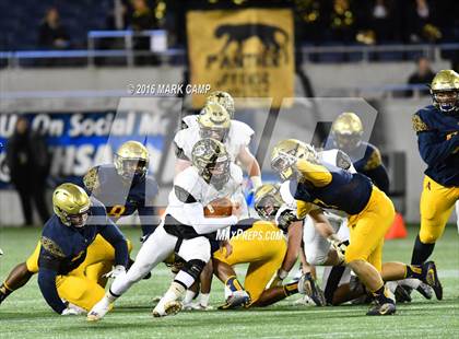 Thumbnail 2 in St. Thomas Aquinas vs. Plant (FHSAA 7A Final) photogallery.