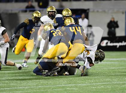 Thumbnail 2 in St. Thomas Aquinas vs. Plant (FHSAA 7A Final) photogallery.