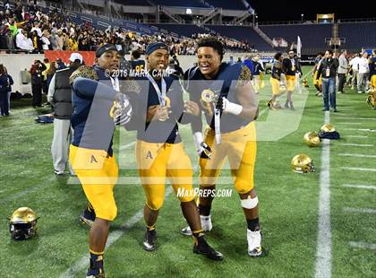 Thumbnail 1 in St. Thomas Aquinas vs. Plant (FHSAA 7A Final) photogallery.