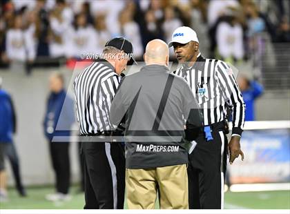 Thumbnail 2 in St. Thomas Aquinas vs. Plant (FHSAA 7A Final) photogallery.