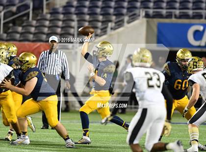 Thumbnail 1 in St. Thomas Aquinas vs. Plant (FHSAA 7A Final) photogallery.