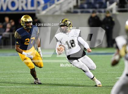 Thumbnail 3 in St. Thomas Aquinas vs. Plant (FHSAA 7A Final) photogallery.