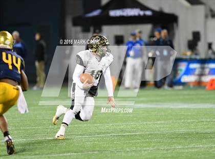 Thumbnail 3 in St. Thomas Aquinas vs. Plant (FHSAA 7A Final) photogallery.