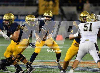 Thumbnail 1 in St. Thomas Aquinas vs. Plant (FHSAA 7A Final) photogallery.