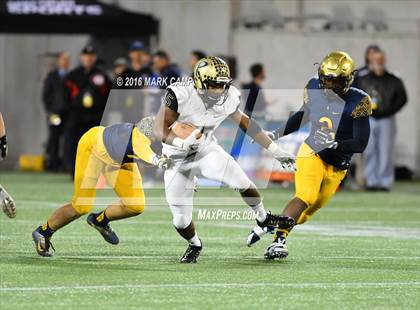 Thumbnail 3 in St. Thomas Aquinas vs. Plant (FHSAA 7A Final) photogallery.