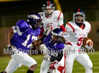 Thumbnail 3 in Boyd vs. Richardson (5A Region 2 Bi-District Playoffs) photogallery.