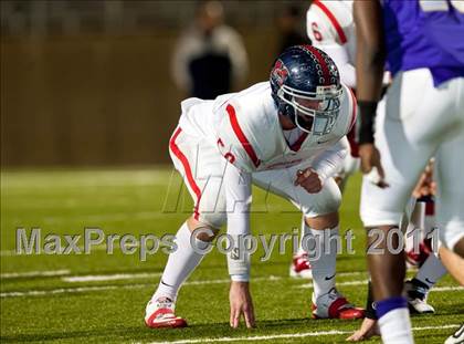 Thumbnail 1 in Boyd vs. Richardson (5A Region 2 Bi-District Playoffs) photogallery.