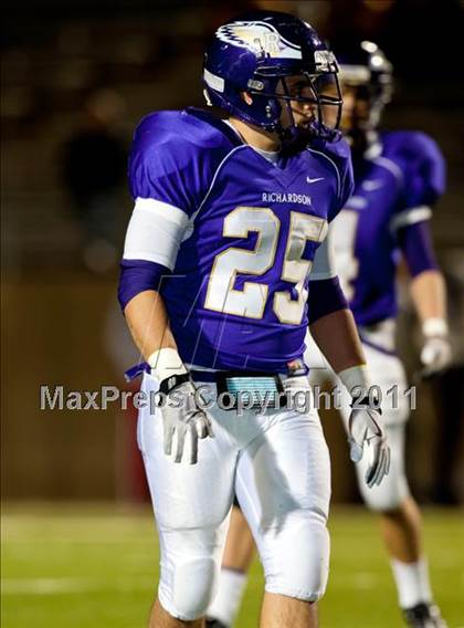 Thumbnail 1 in Boyd vs. Richardson (5A Region 2 Bi-District Playoffs) photogallery.