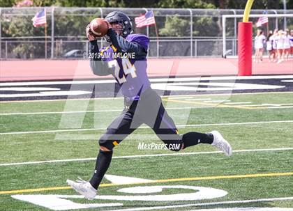 Thumbnail 3 in Campolindo vs. Amador Valley (Honor Bowl) photogallery.