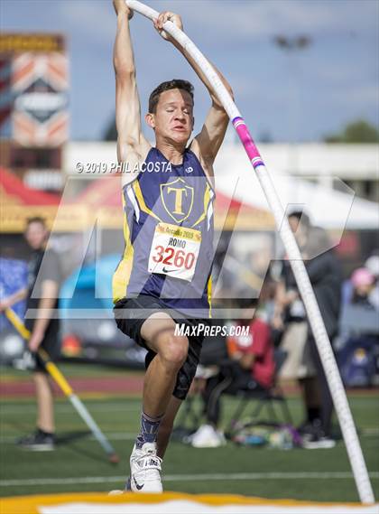 Thumbnail 1 in Arcadia Invitational photogallery.