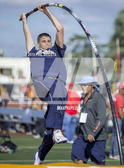 Thumbnail 1 in Arcadia Invitational photogallery.
