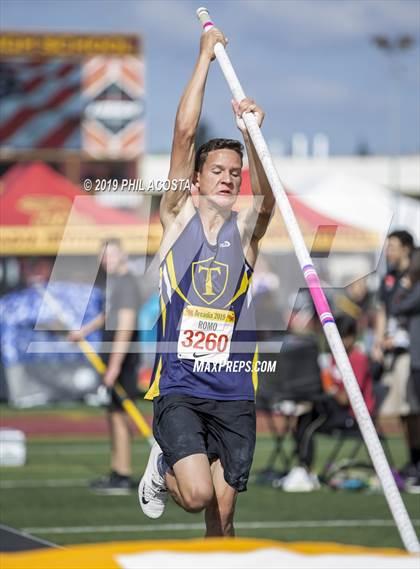 Thumbnail 3 in Arcadia Invitational photogallery.