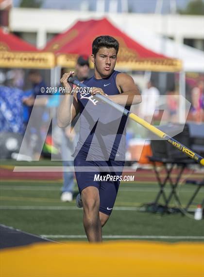 Thumbnail 1 in Arcadia Invitational photogallery.