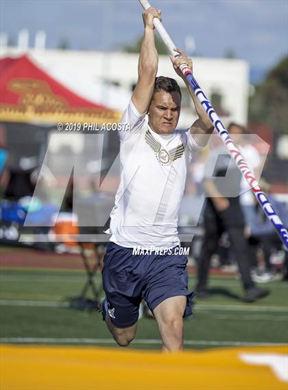 Thumbnail 1 in Arcadia Invitational photogallery.