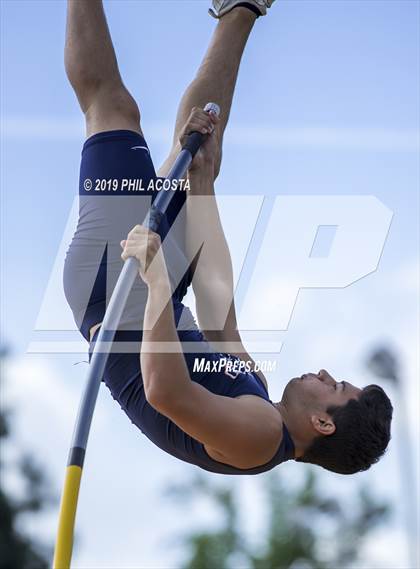 Thumbnail 1 in Arcadia Invitational photogallery.