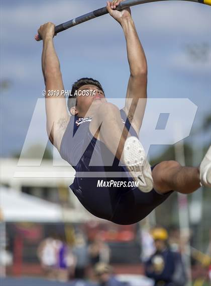 Thumbnail 3 in Arcadia Invitational photogallery.