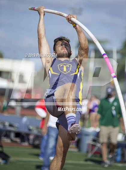 Thumbnail 2 in Arcadia Invitational photogallery.