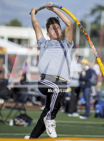 Thumbnail 1 in Arcadia Invitational photogallery.