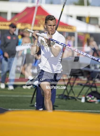 Thumbnail 3 in Arcadia Invitational photogallery.