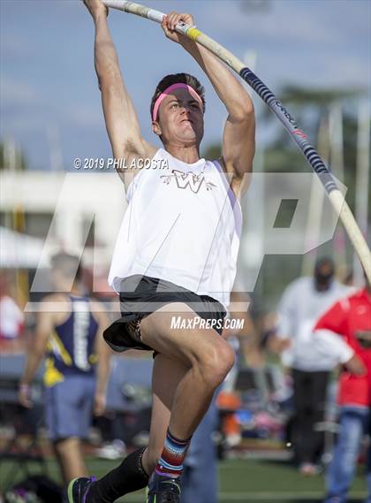 Thumbnail 3 in Arcadia Invitational photogallery.
