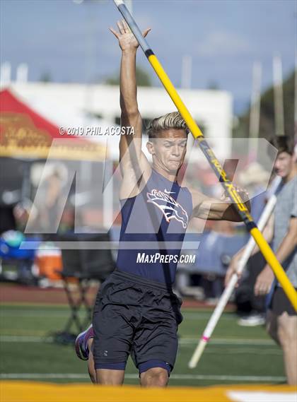 Thumbnail 2 in Arcadia Invitational photogallery.