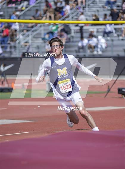Thumbnail 3 in Arcadia Invitational photogallery.