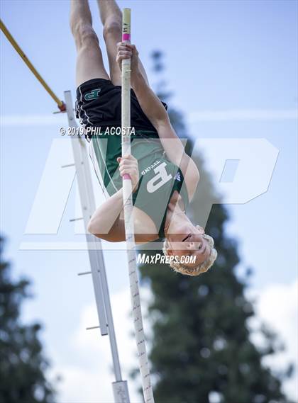 Thumbnail 1 in Arcadia Invitational photogallery.