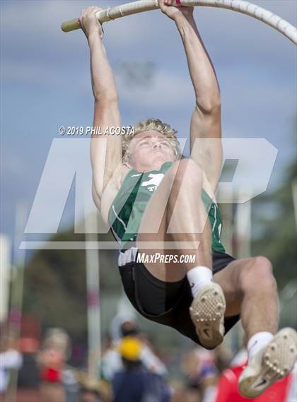 Thumbnail 1 in Arcadia Invitational photogallery.